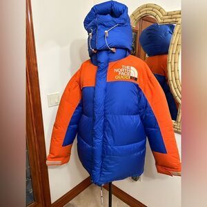 Men’s Gucci X north face down puffer jacket, size XL